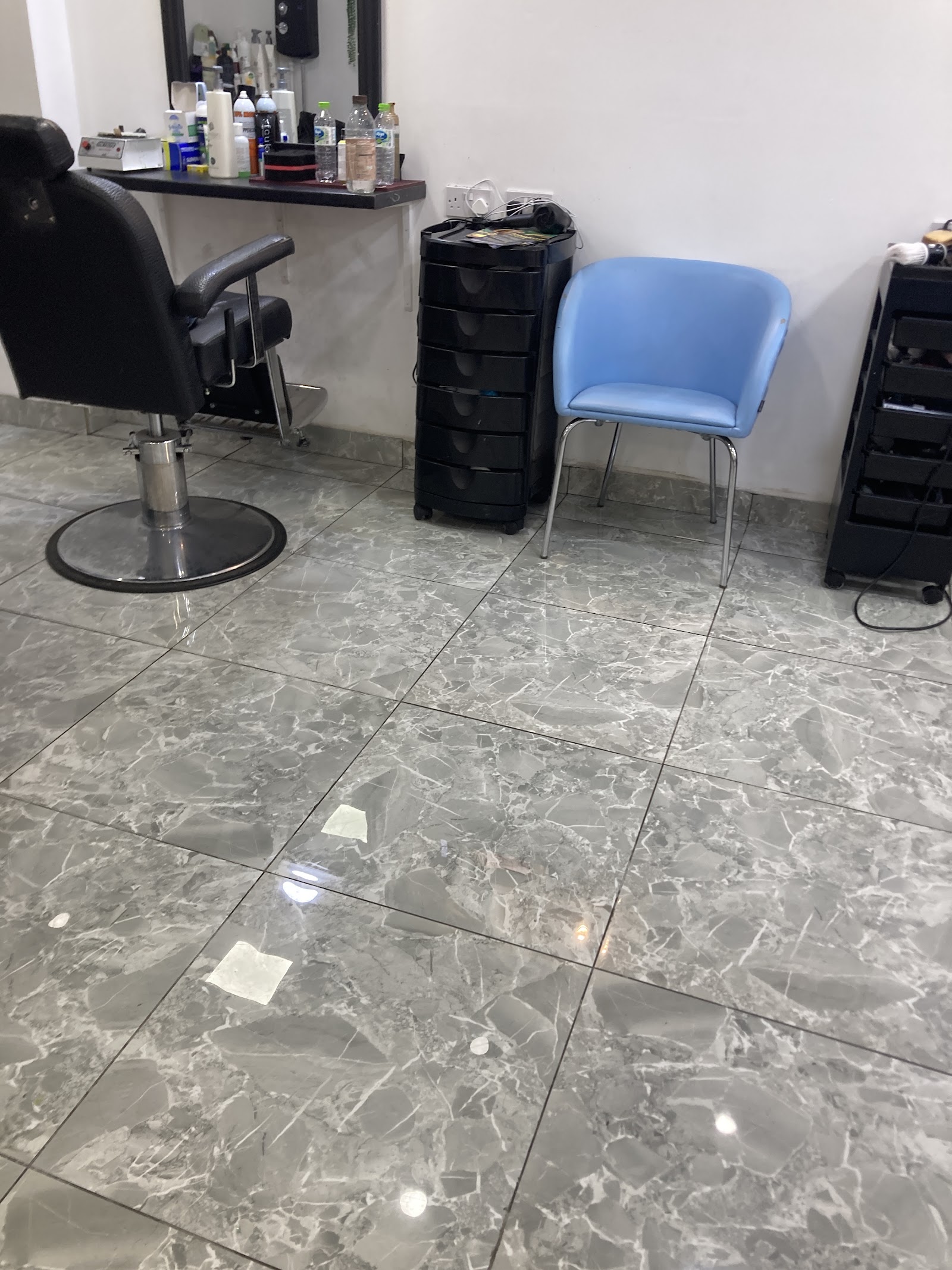 City Barbers, photograph 7.